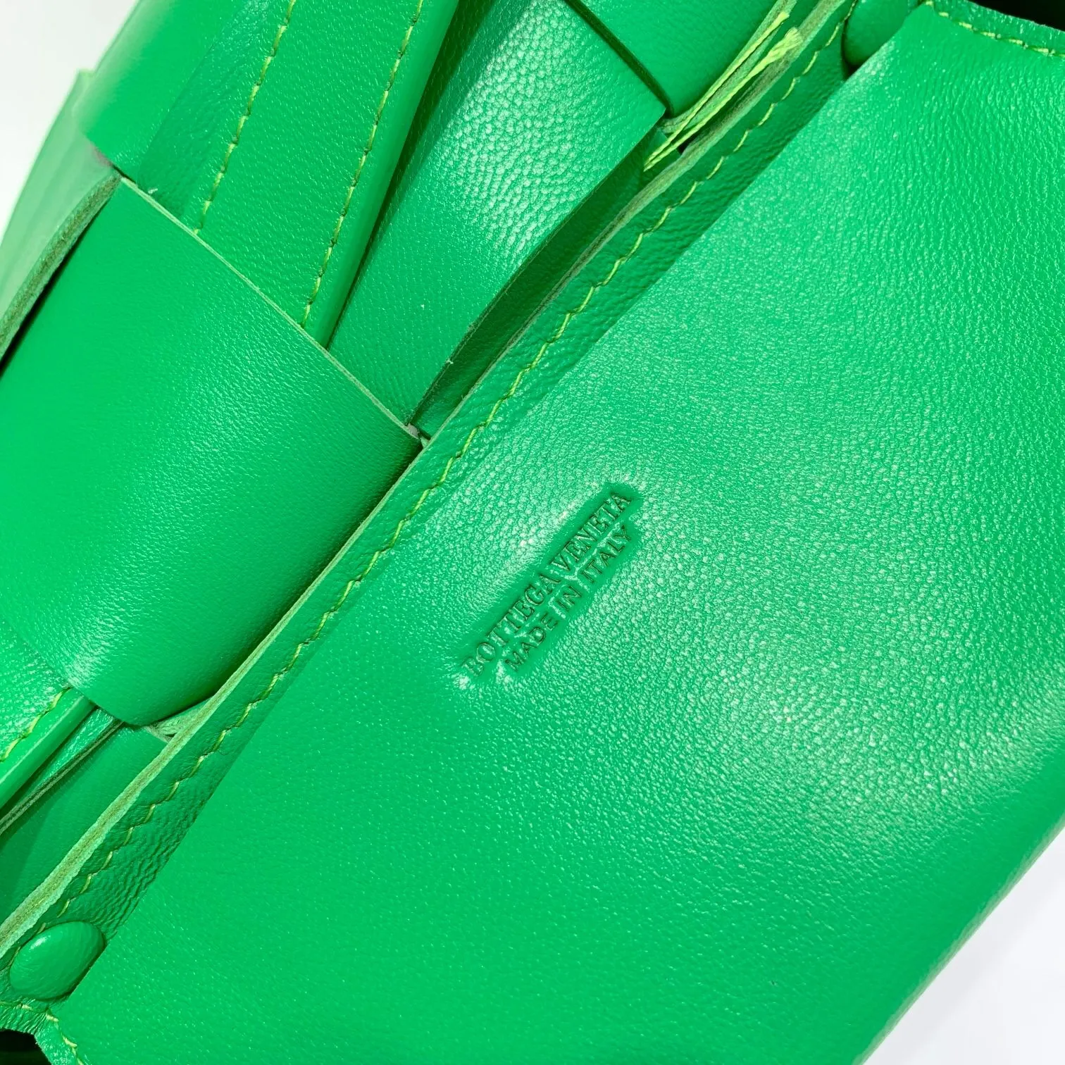 All categories 💚 Authentic bags 💚 BV 2025 new BV crossbody bag